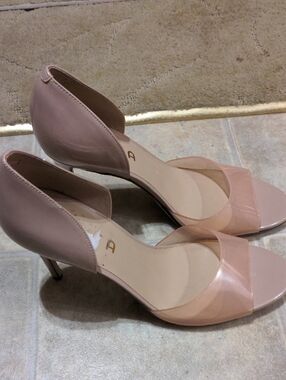 Unisa Pink Nude Stiletto Heels Size 11 Faux Patent Leather And PVC
